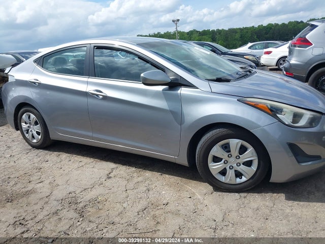Hyundai ELANTRA SE 2016 5NPDH4AE4GH714268 Image 14