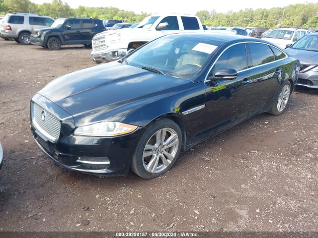 2013 JAGUAR XJ SAJWJ2GD8D8V44833 Photo 1