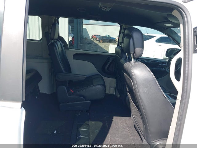 Dodge Grand Caravan Sxt 2019 2C4RDGCG2KR788494 Image 8