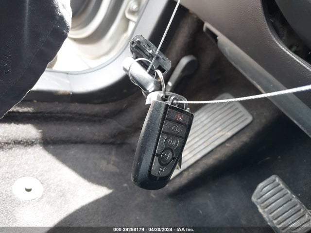 Ford Fusion Hybrid Titanium 2019 3FA6P0RU8KR106765 Image 11