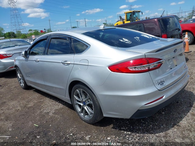 Ford Fusion Hybrid Titanium 2019 3FA6P0RU8KR106765 Image 3