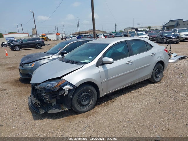 Toyota COROLLA L 2017 5YFBURHE1HP574917 Image 2