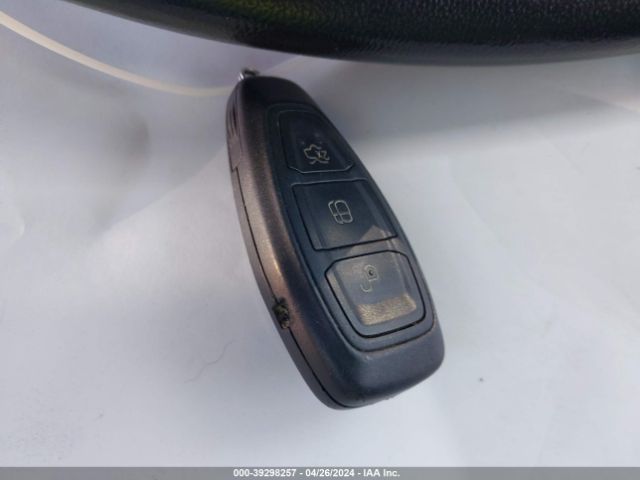 3FADP4FJ4EM102058 Ford Fiesta Titanium