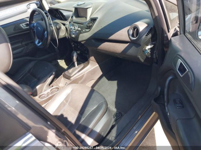 3FADP4FJ4EM102058 Ford Fiesta Titanium