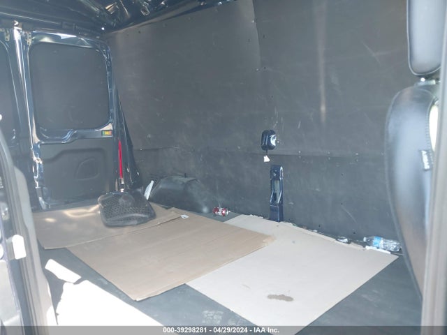 Ford Transit-250 2021 1FTBR1C89MKA10476 Image 8