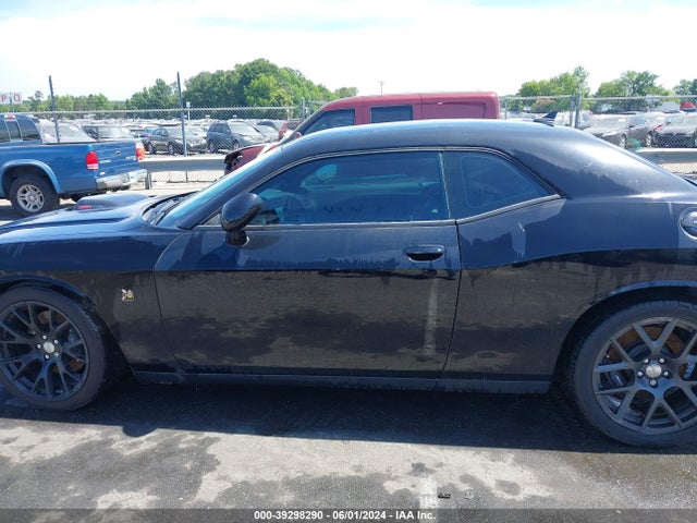 Dodge Challenger 392 Hemi Scat Pack Shaker 2016 2C3CDZFJ3GH331946 Image 13