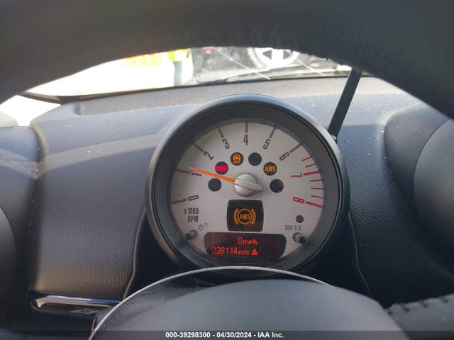 2012 MINI COOPER COUNTRYMAN WMWZB3C55CWM30339 Photo 6