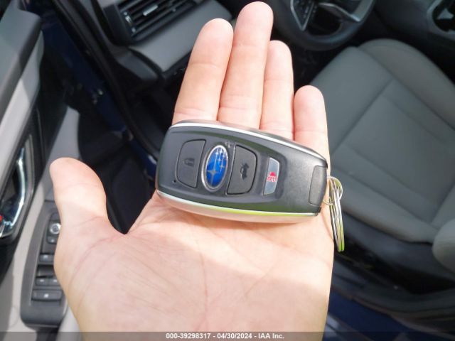 4S3BWAF61R3019256 Subaru Legacy Premium