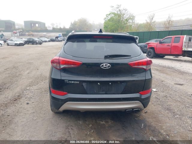 KM8J3CA26JU814317 Hyundai Tucson Value