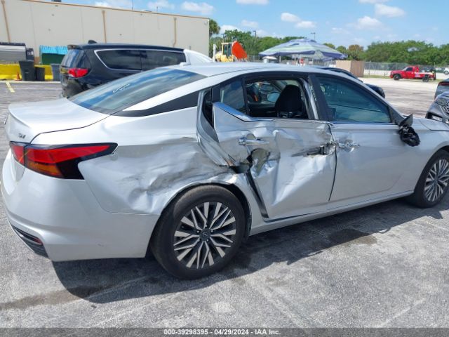 1N4BL4DV8RN347689 Nissan Altima Sv Fwd