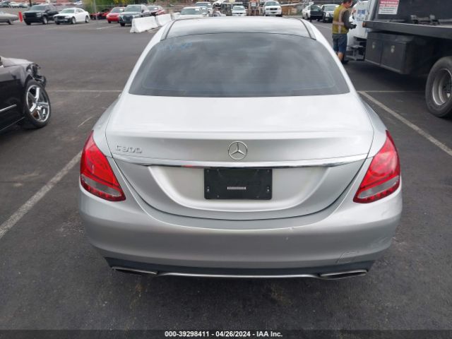 55SWF4JB0HU226101 Mercedes-Benz C 300