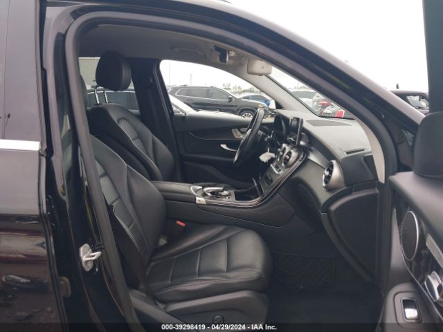 WDC0G4JB7GF052956 Mercedes-Benz GLC 300