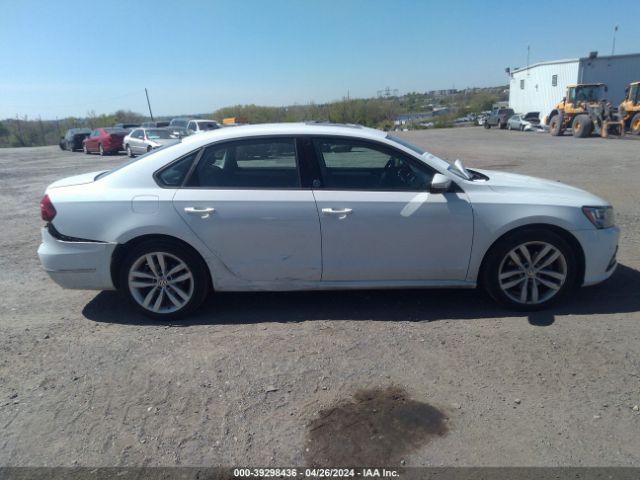 1VWLA7A37KC003066 Volkswagen Passat 2.0t Wolfsburg Edition