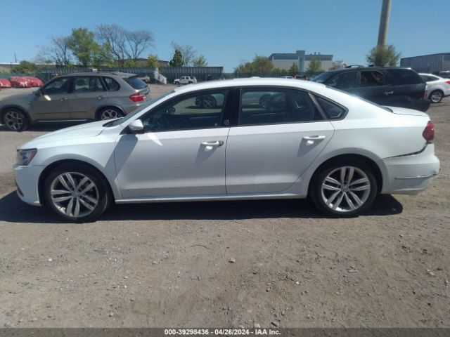 1VWLA7A37KC003066 Volkswagen Passat 2.0t Wolfsburg Edition
