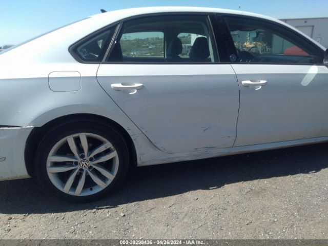 1VWLA7A37KC003066 Volkswagen Passat 2.0t Wolfsburg Edition