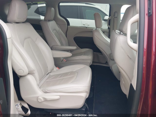 Chrysler Pacifica Hybrid Touring L 2021 2C4RC1L70MR605659 Image 8