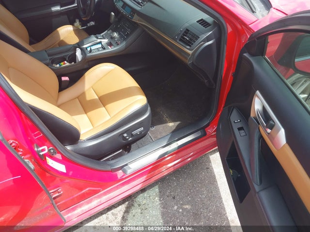 JTHKD5BH2F2223519 Lexus CT 200H