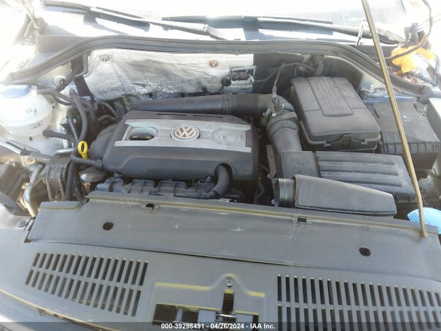 WVGBV7AX7HK004685 Volkswagen Tiguan 2.0t S