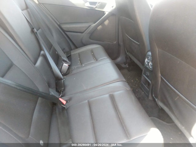 WVGBV7AX7HK004685 Volkswagen Tiguan 2.0t S