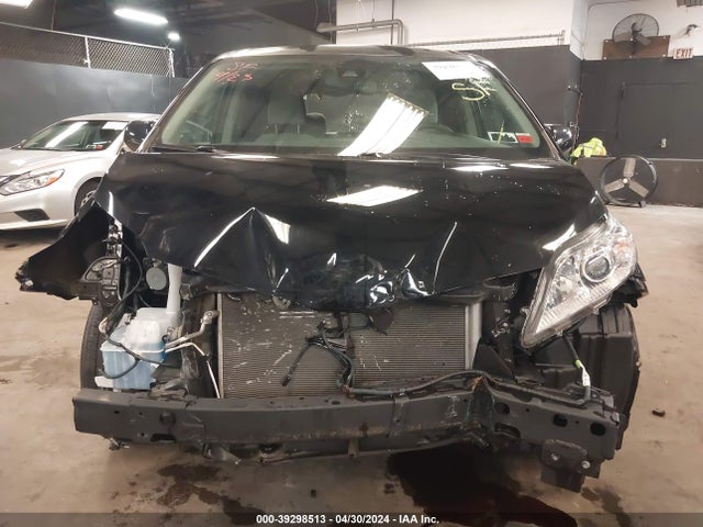 Toyota SIENNA LE 2020 5TDJZ3DCXLS247267 Image 12