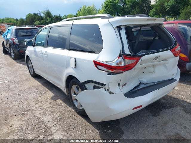 Toyota Sienna Le 8 Passenger 2017 5TDKZ3DC3HS859127 Image 3