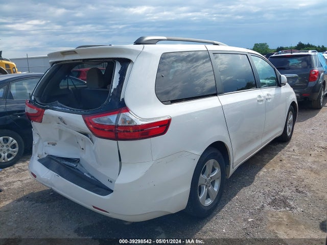Toyota Sienna Le 8 Passenger 2017 5TDKZ3DC3HS859127 Image 4