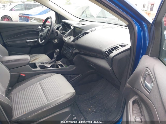 Ford ESCAPE SE 2017 1FMCU9G93HUB57855 Image 5