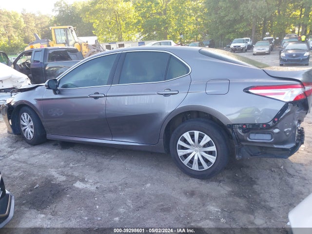 Toyota CAMRY L 2018 4T1B11HK2JU063639 Image 14