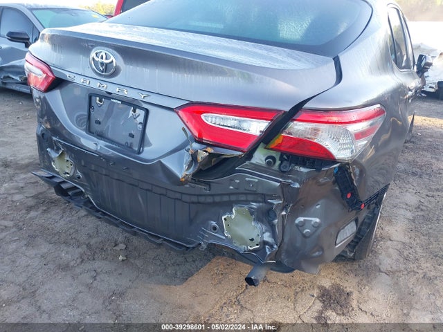 Toyota CAMRY L 2018 4T1B11HK2JU063639 Image 17