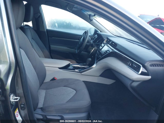 Toyota CAMRY L 2018 4T1B11HK2JU063639 Image 5