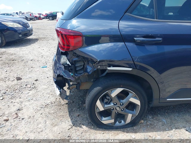 Hyundai Venue Limited 2022 KMHRC8A36NU160059 Image 6