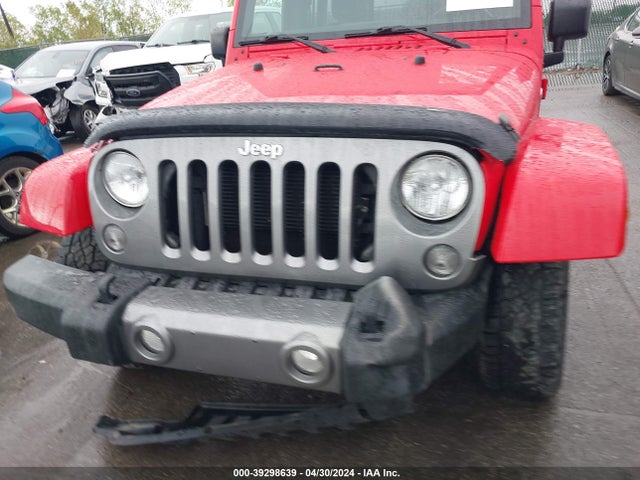 1C4BJWDG0FL598923 Jeep Wrangler Unlimited Freedom Edition