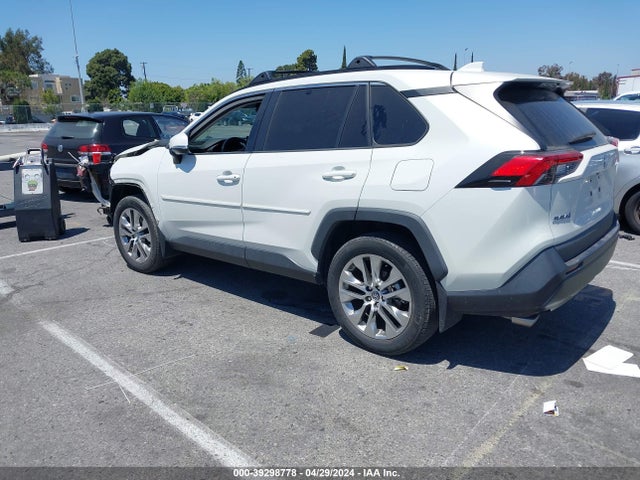 Toyota Rav4 Xle Premium 2021 2T3C1RFVXMW114154 Image 3