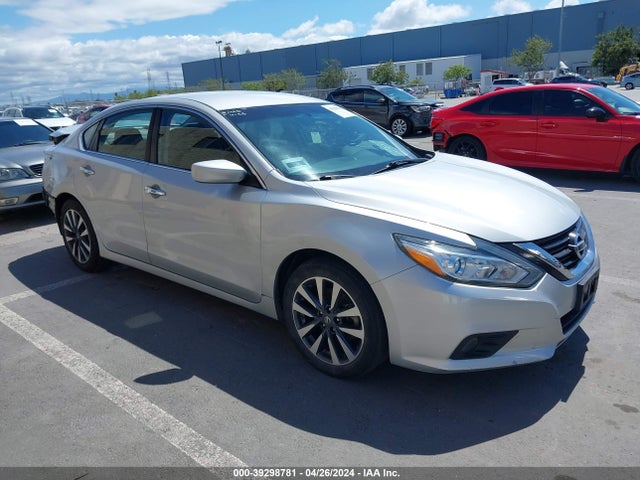 Nissan Altima 2.5 Sv 2017 1N4AL3AP7HC283277 головне зображення