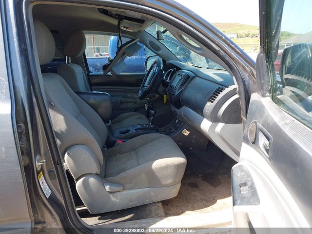 Toyota Tacoma Base V6 2015 5TFLU4EN2FX111985 Image 5