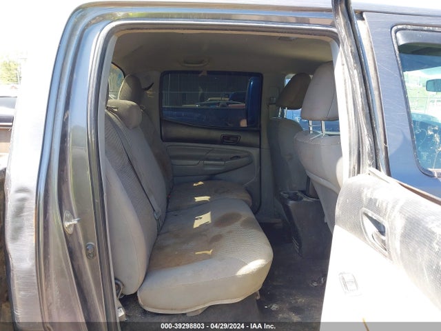 Toyota Tacoma Base V6 2015 5TFLU4EN2FX111985 Image 8