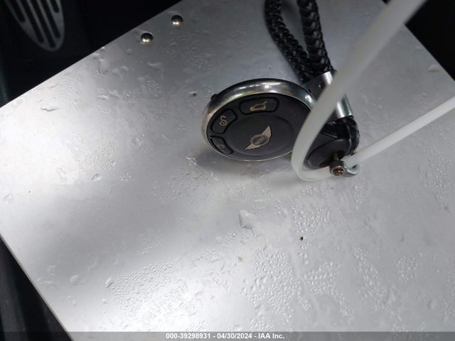 2012 MINI COOPER WMWSU3C55CT540921 Photo 10