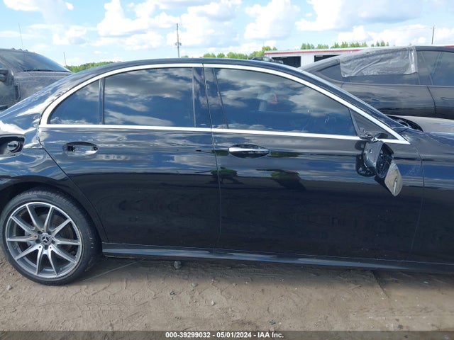 Mercedes-Benz E 350 2021 W1KZF8DB4MA906979 Image 14