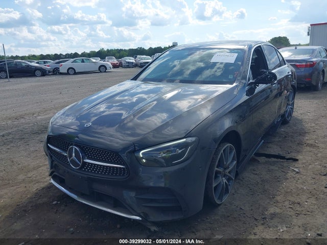 Mercedes-Benz E 350 2021 W1KZF8DB4MA906979 Image 2