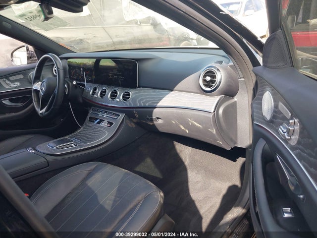 Mercedes-Benz E 350 2021 W1KZF8DB4MA906979 Image 5