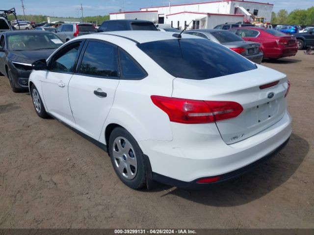 1FADP3E22GL288045 Ford FOCUS S