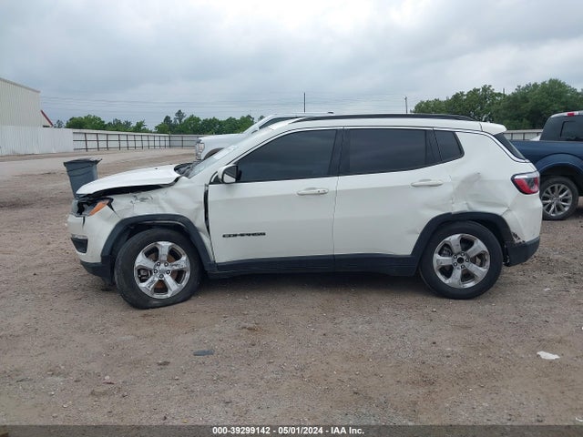 3C4NJCBB2KT843948 Jeep Compass Latitude Fwd