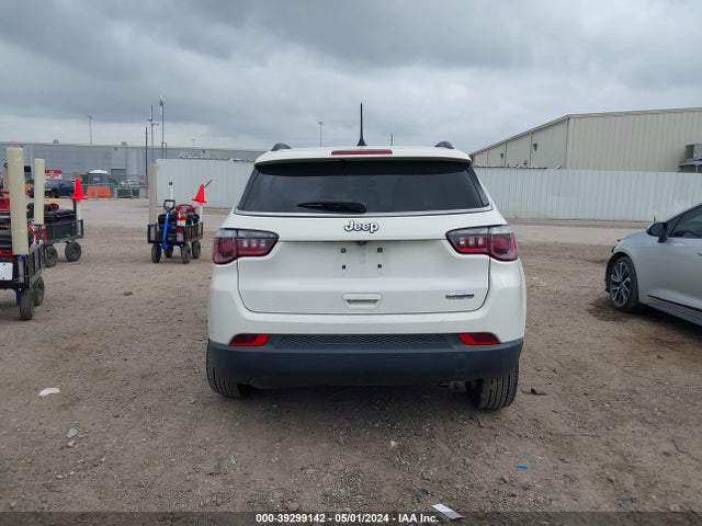 3C4NJCBB2KT843948 Jeep Compass Latitude Fwd