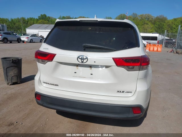Toyota Highlander Xle 2017 5TDJZRFH2HS369981 Image 16