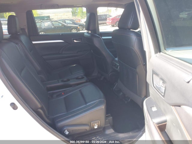 Toyota Highlander Xle 2017 5TDJZRFH2HS369981 Image 8