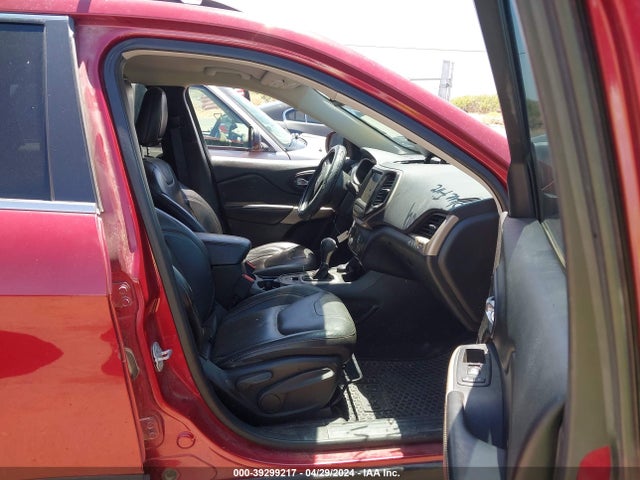 1C4PJMCB6HW632042 Jeep Cherokee Latitude 4x4