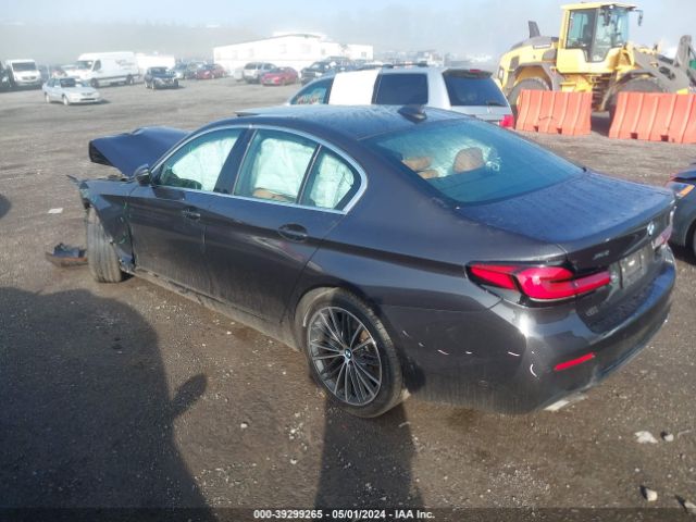 2022 BMW 540I WBA73BJ08NWX59612 Photo 2