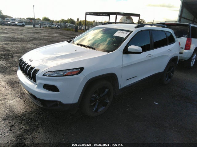 1C4PJLCBXJD560919 Jeep Cherokee Latitude Fwd