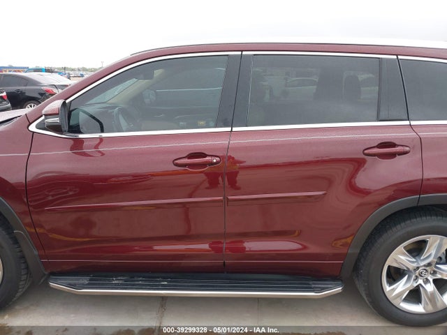 Toyota Highlander Limited 2018 5TDYZRFH1JS236200 Image 15