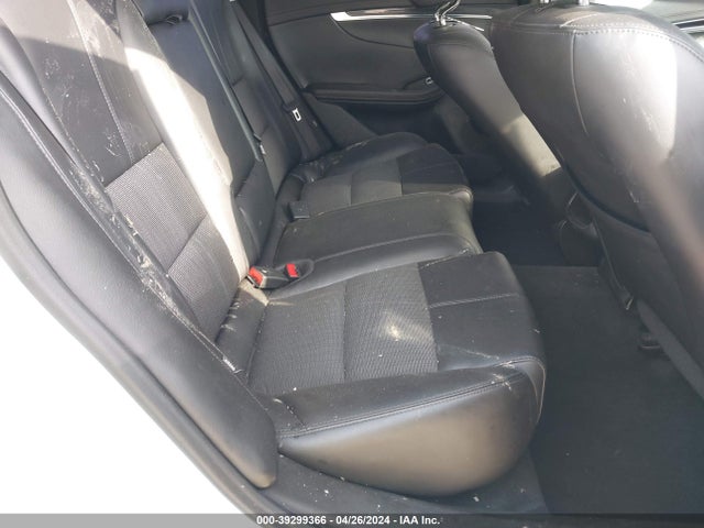 Chevrolet IMPALA LT 2017 1G1105SAXHU139623 Image 8